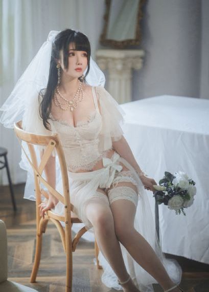 青春放纵之白娜_无广告免费播放高清电影