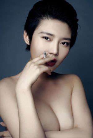 吃奶摸奶_高清视频在线观看